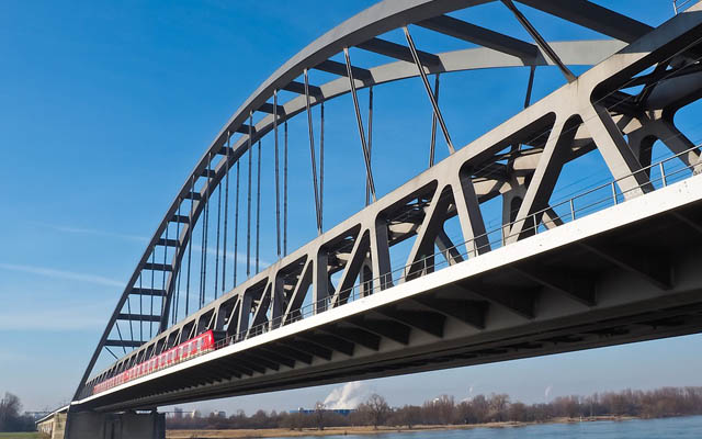 ��ϩ��۰������Ṥ�̑���